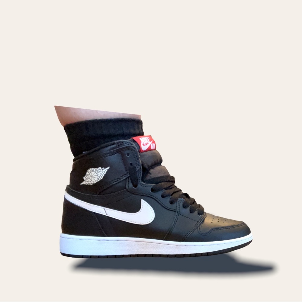 Nike Air Jordan 1 Black/White Size 6Y